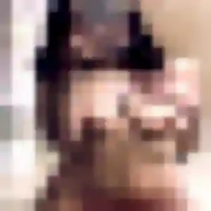 Roxane, fille de 20 ans cherche rencontre libertine à Pierrelatte