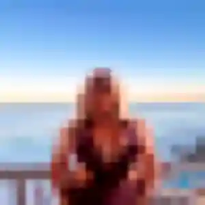 Christine, femme de 27 ans cherche rencontre libertine à Plonéour-Lanvern