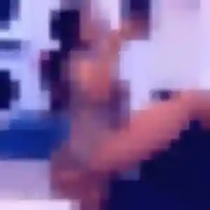 Lily (28 ans) à Poissy cherche une rencontre aujourd'hui