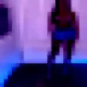 Eglantine, femme de 28 ans cherche rencontre libertine à Pont-Saint-Martin