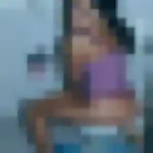 Coralie (32 ans) à Quéven cherche un rencontre libertine ce soir