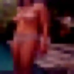 Charmante Daphne, 32 ans à Roquebrune-sur-Argens - la contacter
