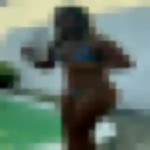 Marie-Claire, 30 ans, connectée à Saint-Affrique pour une rencontre coquine