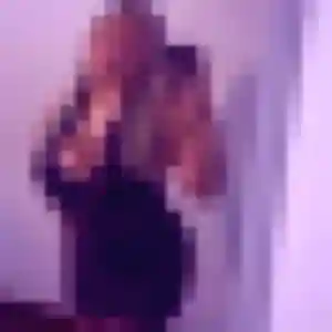 Photo exclusive de Elena, 28 ans à Saint-Cloud - rencontre coquine