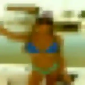 Maelys, 45 ans, disponible à Saint-Genis-les-Ollières pour un rencontre libertine