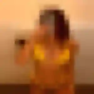 Découvre Marie, 19 ans à Saint-Gilles gratuitement