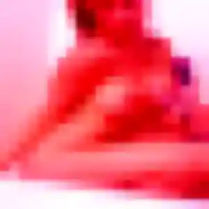 Découvre Zineb, 43 ans à Saint-Malo en privé