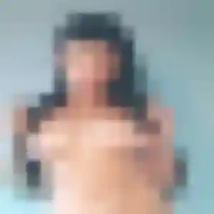 Louisa (30 ans) à Saint-Martin-d'Hères propose une rencontre ce soir