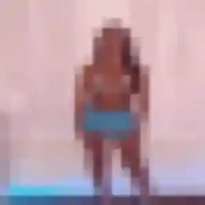 Photo de Lilou à Saint-Privat-des-Vieux (40 ans) - rencontre libertine anonyme