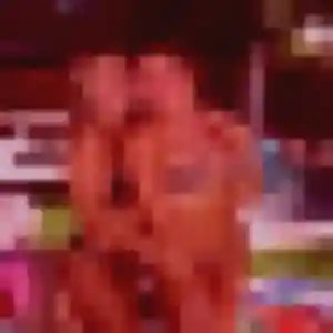 Alicia, 19 ans, en ligne à Santes pour une rencontre coquine