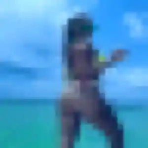 Flore, 42 ans, dispo pour rencontre libertine à Sarzeau