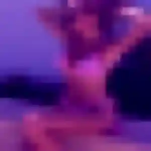 Anna, 35 ans, en ligne à Trith-Saint-Léger pour une rencontre coquine