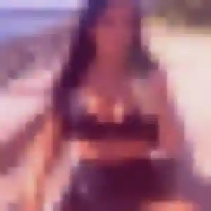 Aisha (27 ans) à Vaison-la-Romaine cherche un rencontre libertine maintenant