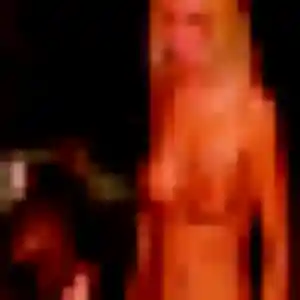 Rejoins Bettina, 34 ans à Varces-Allières-et-Risset gratuitement