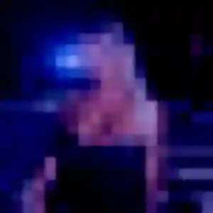 Adeline, 23 ans, connectée à Vauvert pour une rencontre coquine