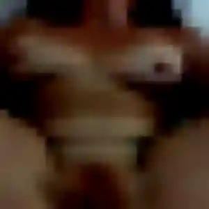 Viviane, 28 ans, en ligne à Vendenheim pour une rencontre coquine