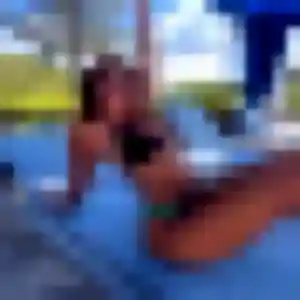 Photo de Yvette à Vendin-le-Vieil (23 ans) - rencontre libertine anonyme