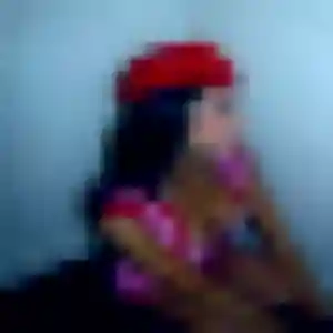 Huguette (27 ans) à Vernouillet propose un rencontre libertine ce soir