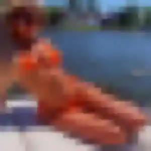 Contacte Wilhelmine, 21 ans à Villecresnes en privé