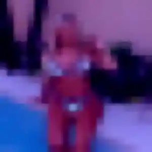 Delphine, 35 ans, dispo pour rencontre libertine à Villefontaine