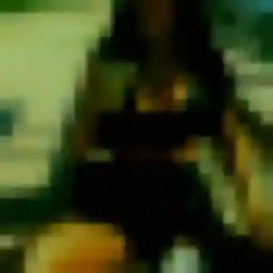 Maud de Villenoy, 45 ans - rencontre libertine discret