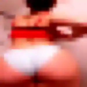 Khadija, 45 ans, disponible à Villepreux pour une rencontre coquine