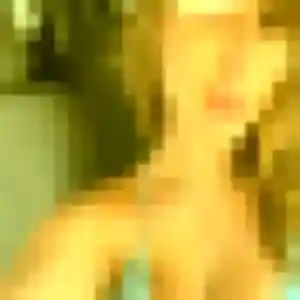 Photo de Cecile à Voiron (19 ans) - rencontre libertine gratuit