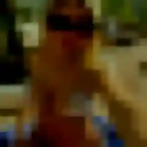 Photo de Yasmine à Yssingeaux (37 ans) - rencontre libertine discret